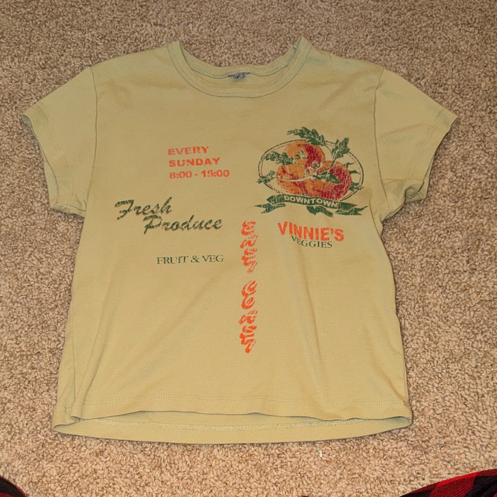 Casual Tan/Green Graphic Tee
